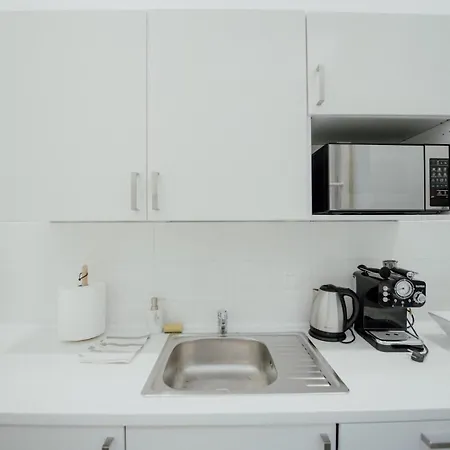 P77 New 4-bedrooms Piotrkowska Cale Miejsce 4 Z Lazienka I Kuchnia Na Korytarzu Budynku Appartement *