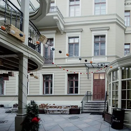 Daire Piotrkowska 77 4 Separete Bedrooms 4 Osobne Z Osobna Lazienka I Kuchnia Na Korytarzu *