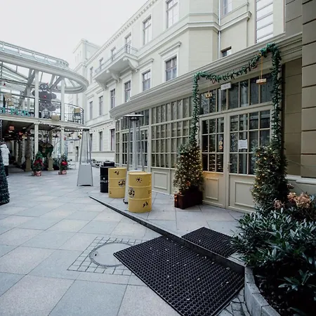 Apartament Piotrkowska 77 4 Separete Bedrooms 4 Osobne Z Osobna łazienką I Kuchnią Na Korytarzu Łódź